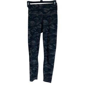 Fabletics Powerhold Camo Print Leggings pants size XS